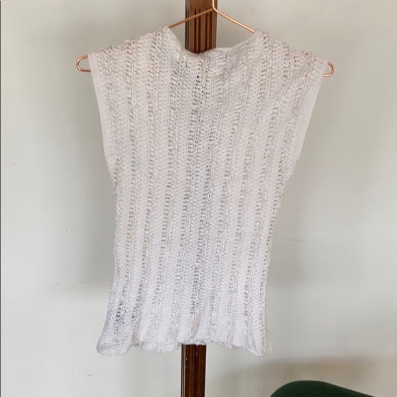 Ralph Lauren LAUREN White Sweater. - Picture 2 of 3